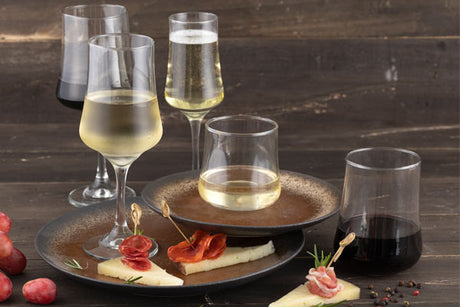 Tipos de copas y vasos para bar: los que no pueden faltar.