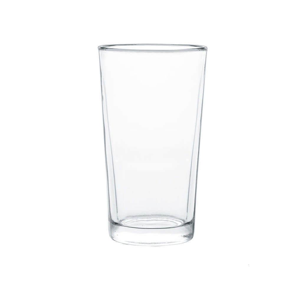 Un vaso de vidrio para bebidas vacío. Referencia Herradura
