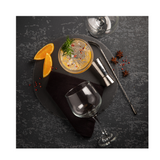 Dos copas ginebra: vacía y llena