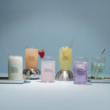 6 vasos del set lata frase toy, con bebidas.